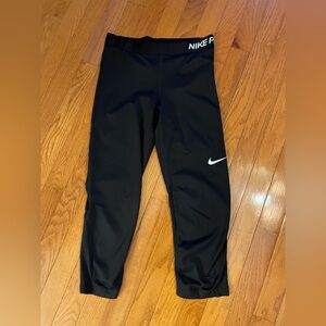 Nike
Leggings
3/4 length